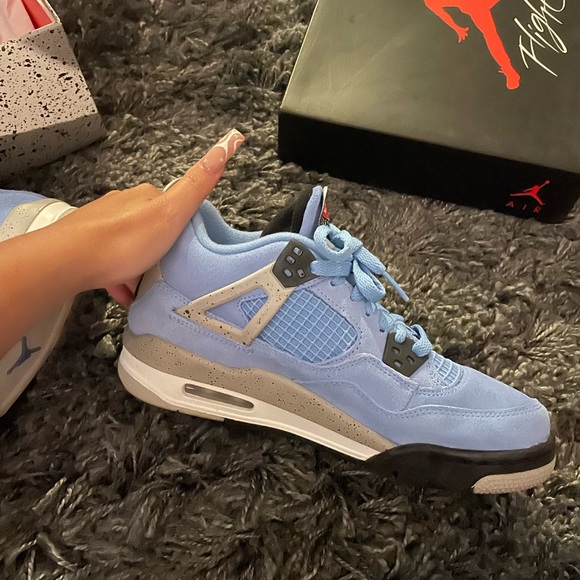 Jordan 4 university blue - Picture 7 of 9